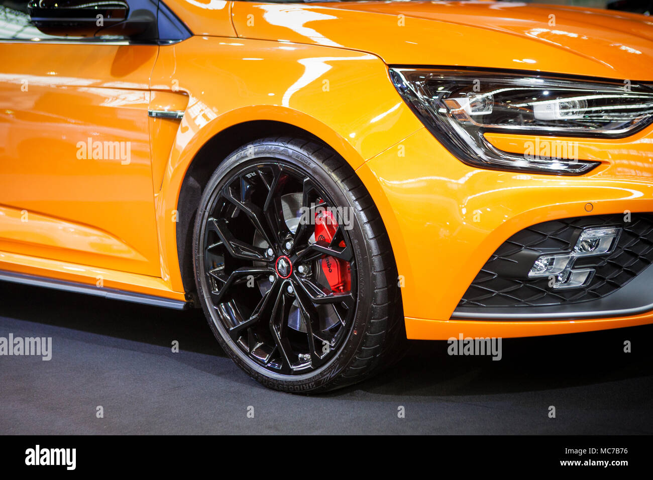 Car show hostesses hires stock photography and images Alamy