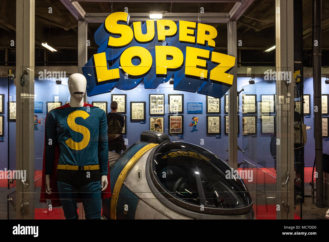 Super lopez hi res stock photography and images Alamy