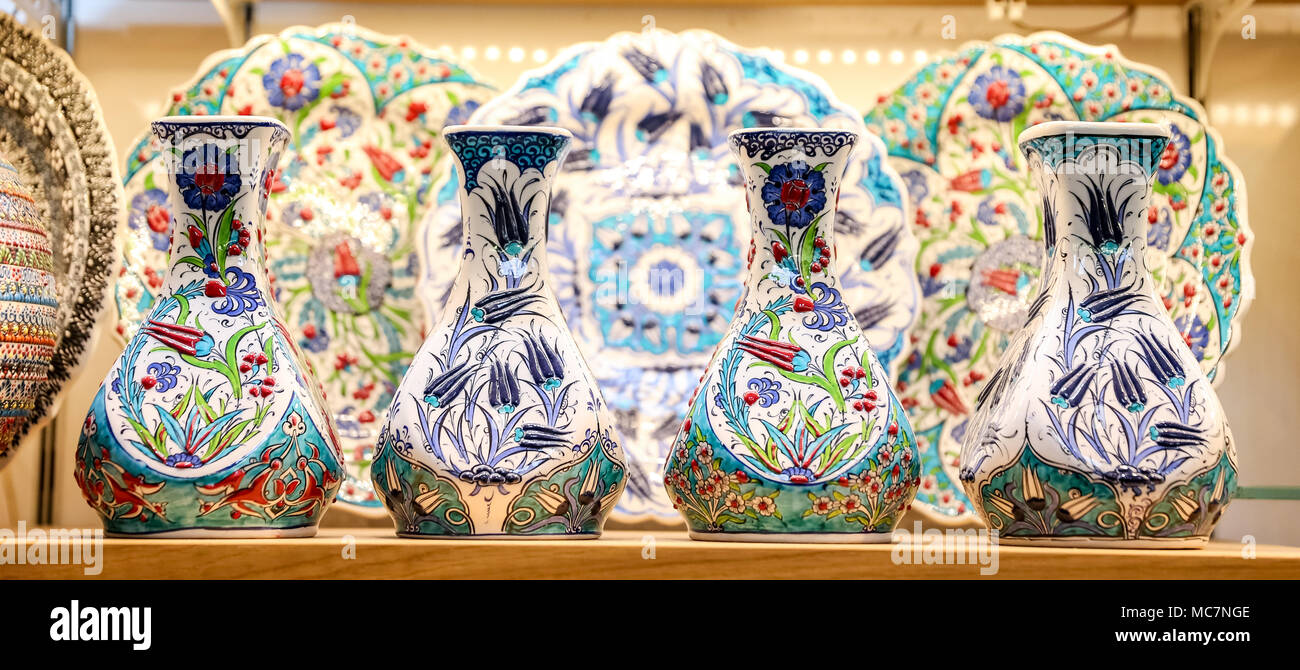 Turkish Ceramics in Grand Bazaar, Istanbul City, Turkey Stock Photo - Alamy