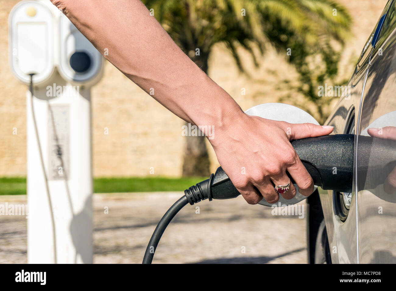Car energy hires stock photography and images Alamy