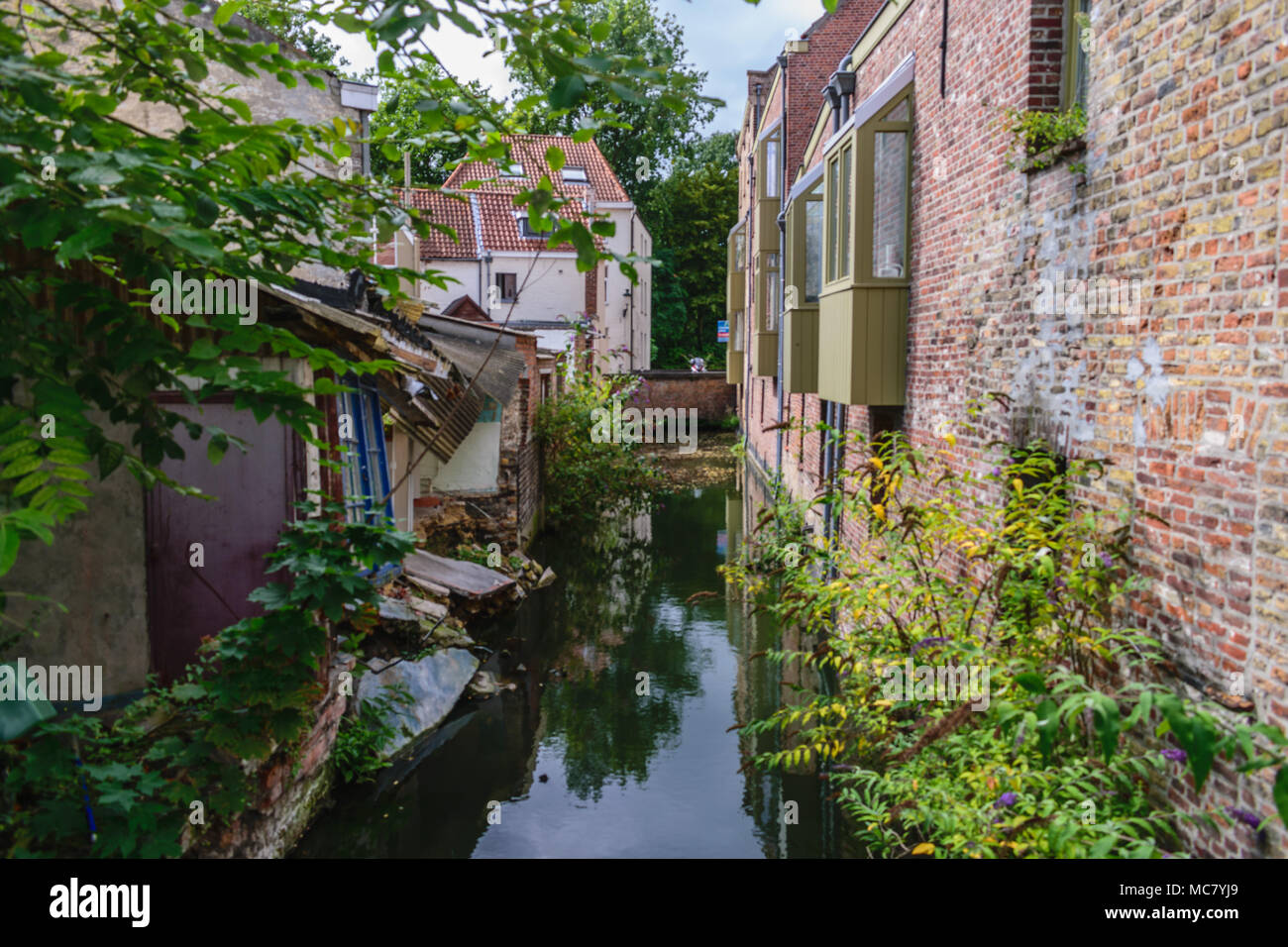 Abandoned canal hi-res stock photography and images - Alamy