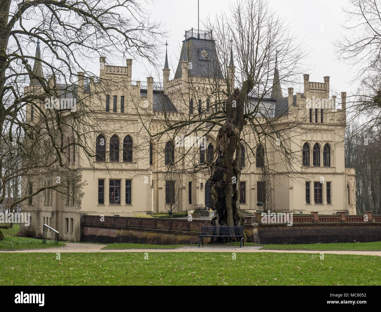 Castle of evenburg near leer in germany Stock Photo - Alamy