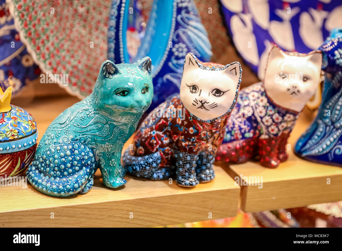 Turkish Ceramics in Grand Bazaar, Istanbul City, Turkey Stock Photo - Alamy