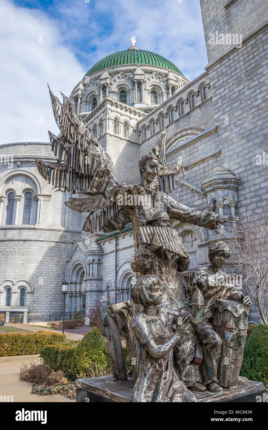 Saint Louis Basilica Angel of Harmony Statues Stock Photo Alamy