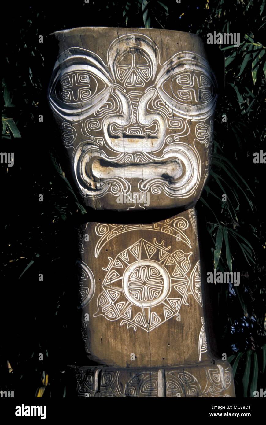 POLYNESIAN MYTHOLOGY Wooden statue Stock Photo