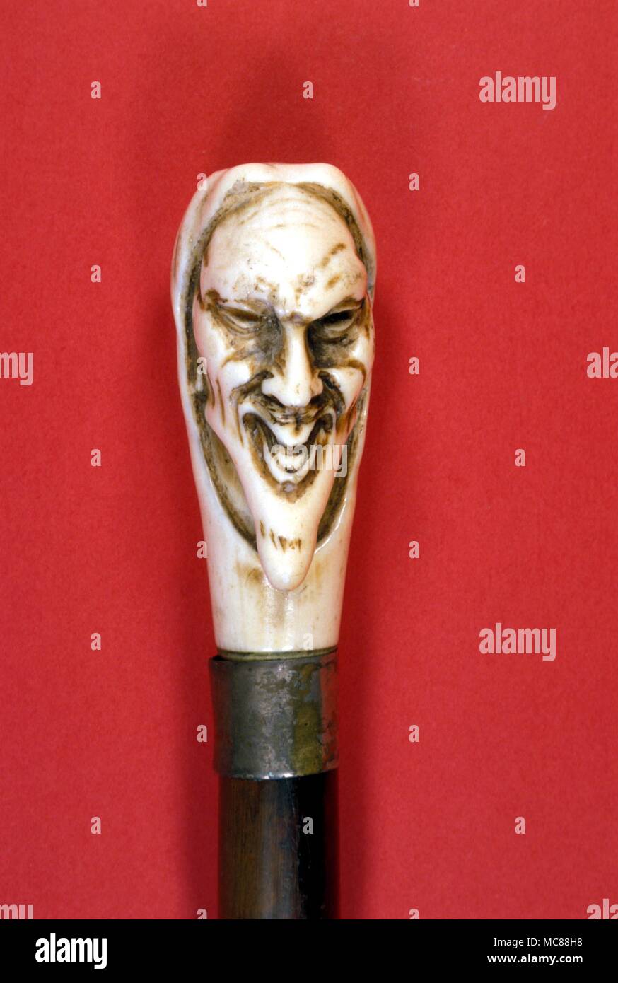 WIT5039 - WITCHCRAFT Demonic head on top of a ritual wand used in conjuration and witchcraft. Stock Photo