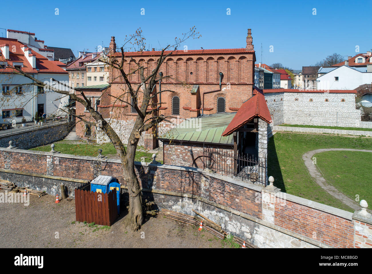 Old Synagogue in historic Jewish Kazimierz district of Cracow (Krakow), Poland. Aerial view Stock Photo
