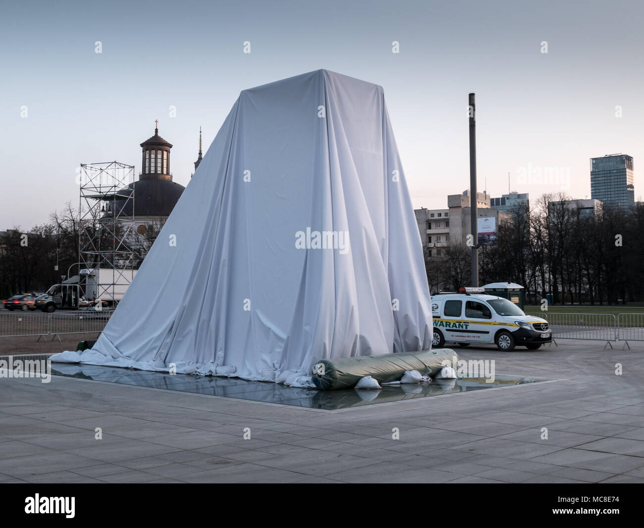 Monument to the Victims of the Smolensk Plane Crash before official Unveiling, Warsaw, Poland Stock Photo