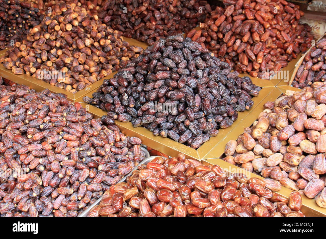 Saudi arabia fruit market hires stock photography and images Alamy