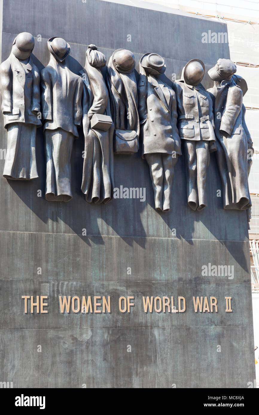 World war ii english uniforms hi-res stock photography and images - Alamy