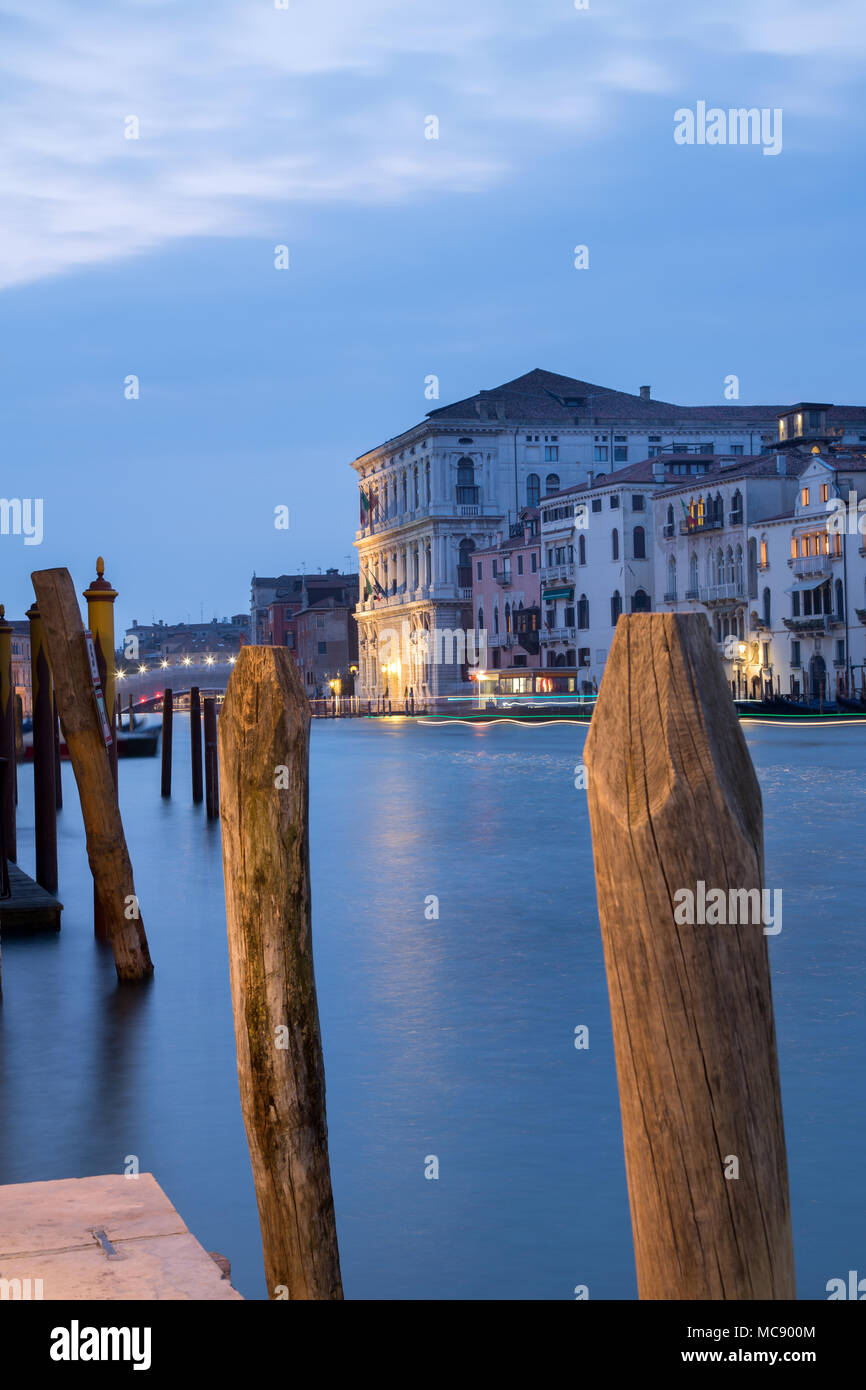 The grand canal at night hi-res stock photography and images - Alamy