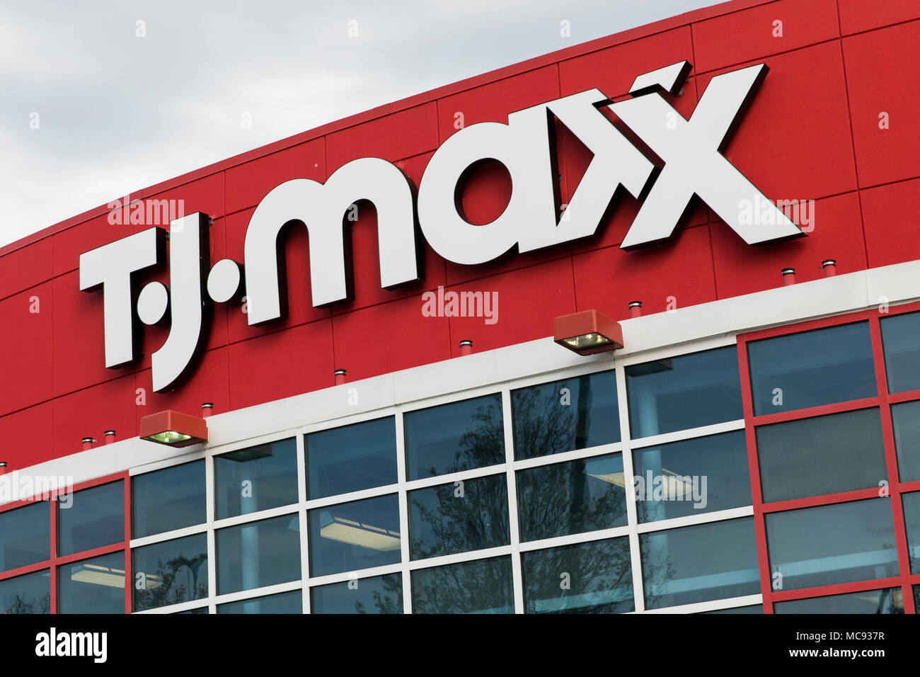 Tj Maxx Stock Photos & Tj Maxx Stock Images Page 2 Alamy