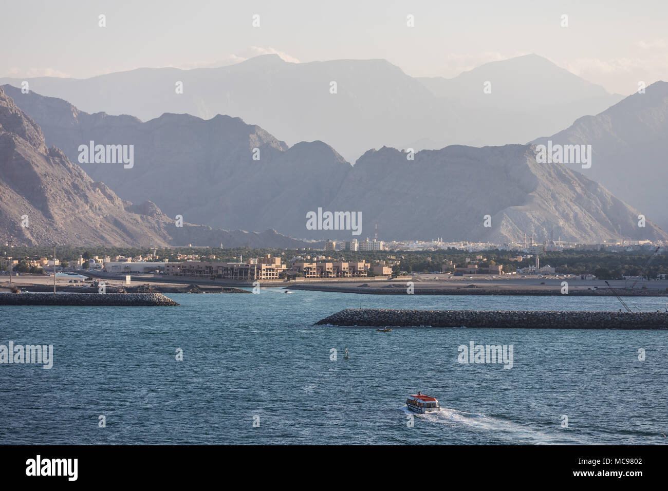 Khasab castle oman hi-res stock photography and images - Alamy
