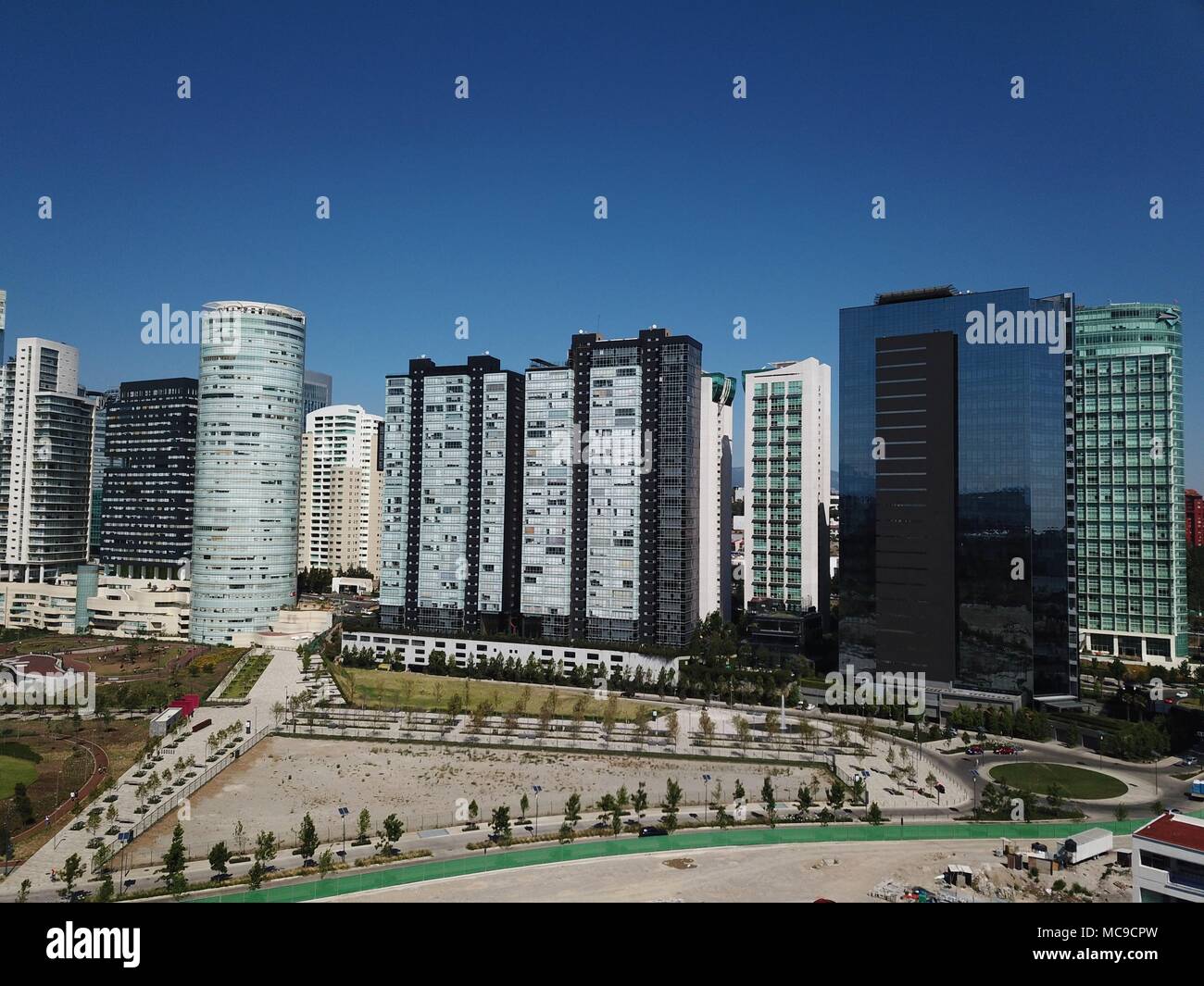 Skyscrapers mexico city hi-res stock photography and images - Alamy