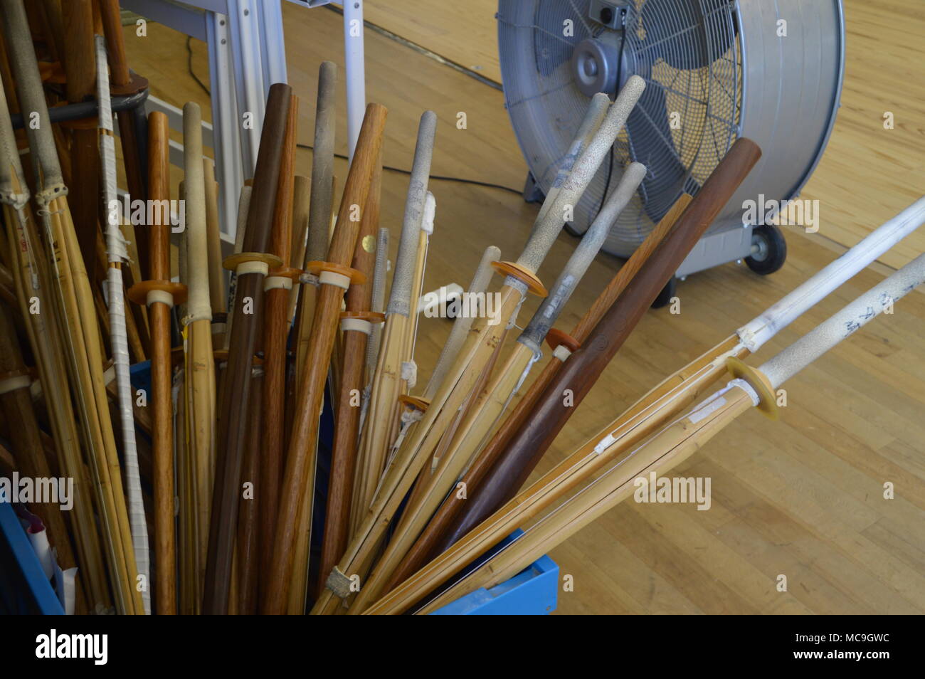 Kendo practice hires stock photography and images Alamy