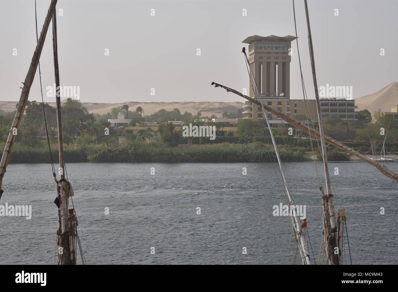 Life Is Like A Camera So Face It With A Smile Stock Photo Alamy