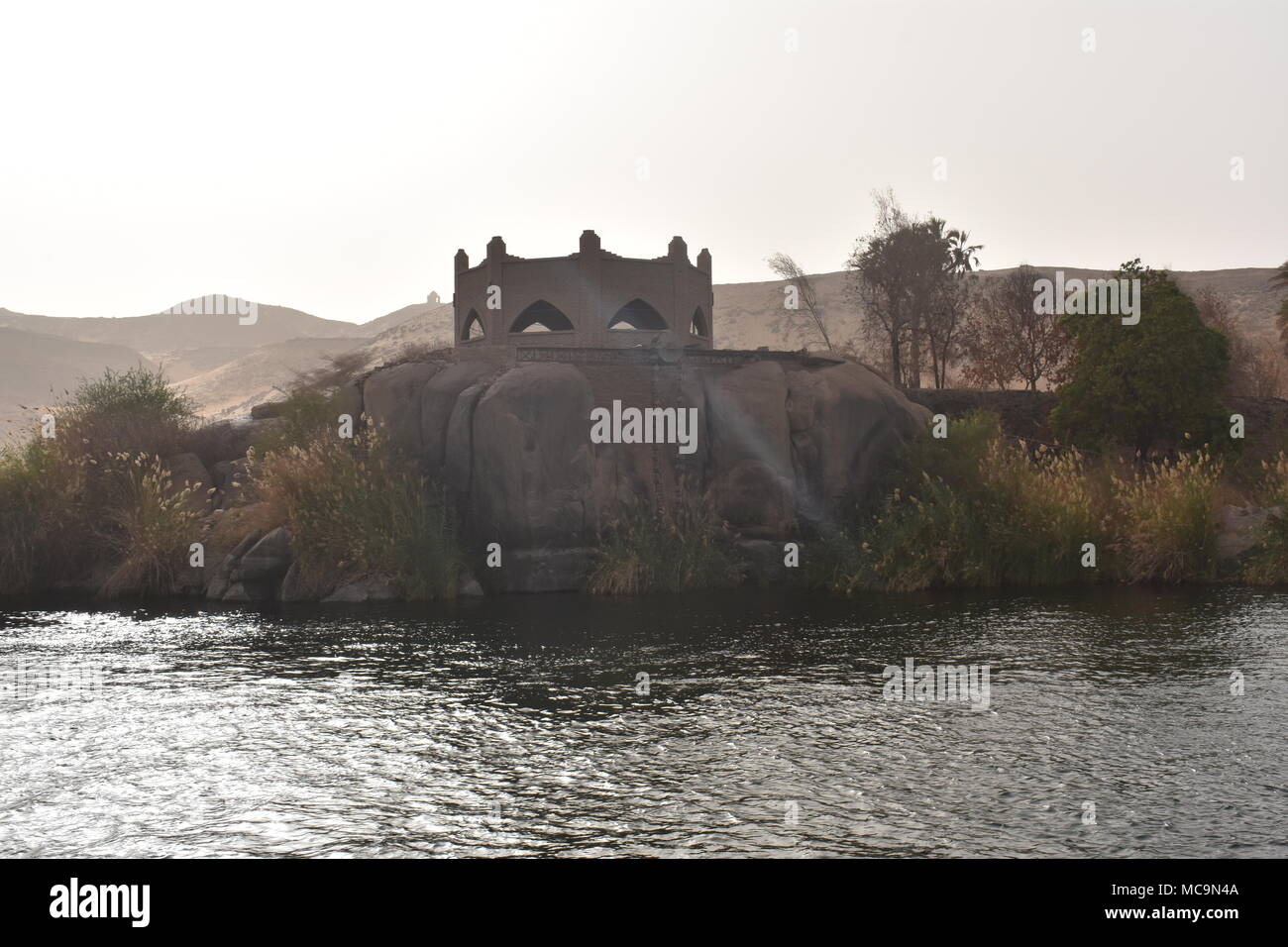 Life Is Like A Camera So Face It With A Smile Stock Photo Alamy