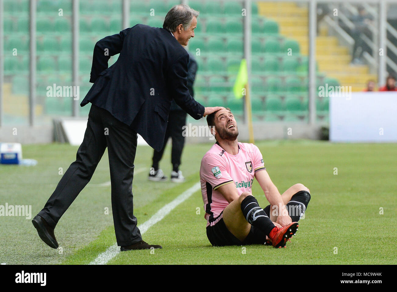 Coach Rispoli Attilio tesser coach cremonese hi-res stock photography and images - Alamy