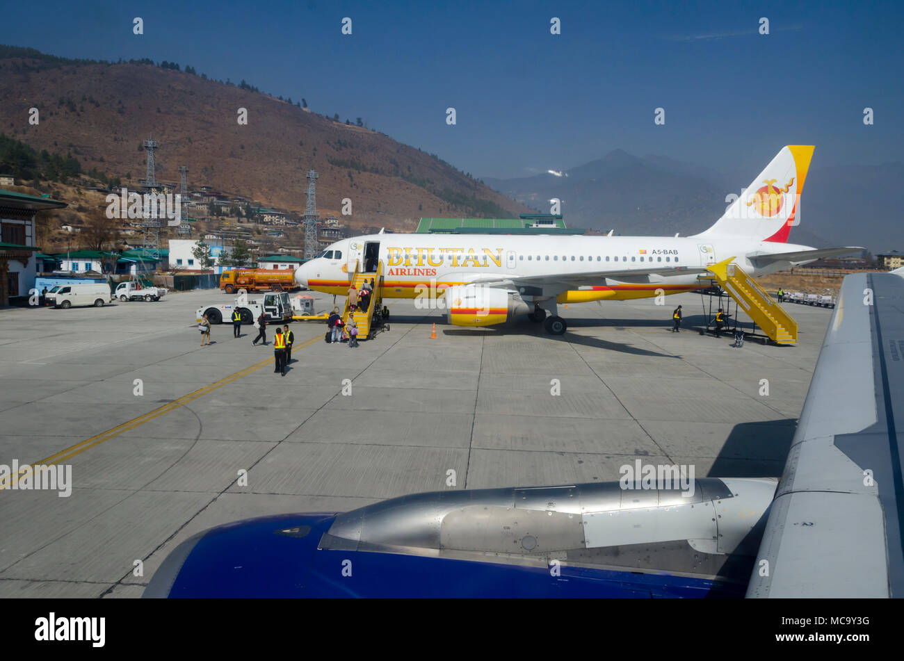Bhutan Airlines Airbus A319 loading at Paro International Airport, Bhutan Stock Photo Alamy