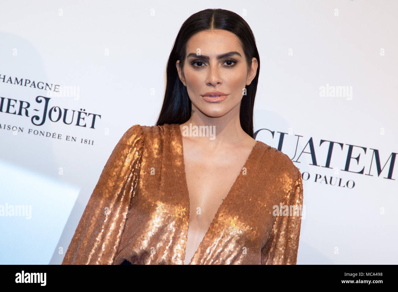 Sao Paulo, Brazil. 13th Apr, 2018. Brazilian actress CLEO PIRES poses on the red carpet of The Foundation for AIDS Research (amfAR) event in Sao Paulo, Brazil Credit: Paulo Lopes/ZUMA Wire/Alamy Live News Stock Photo