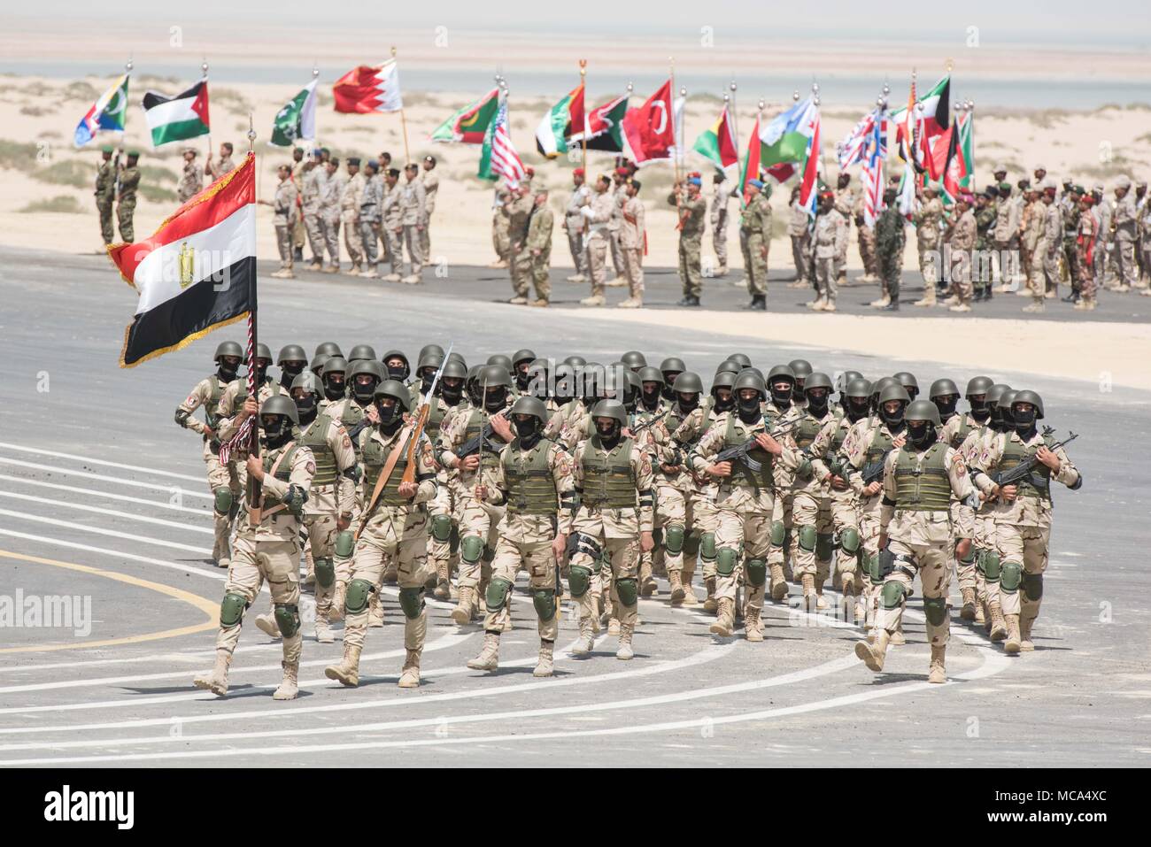 Arab troops hi-res stock photography and images - Page 3 - Alamy