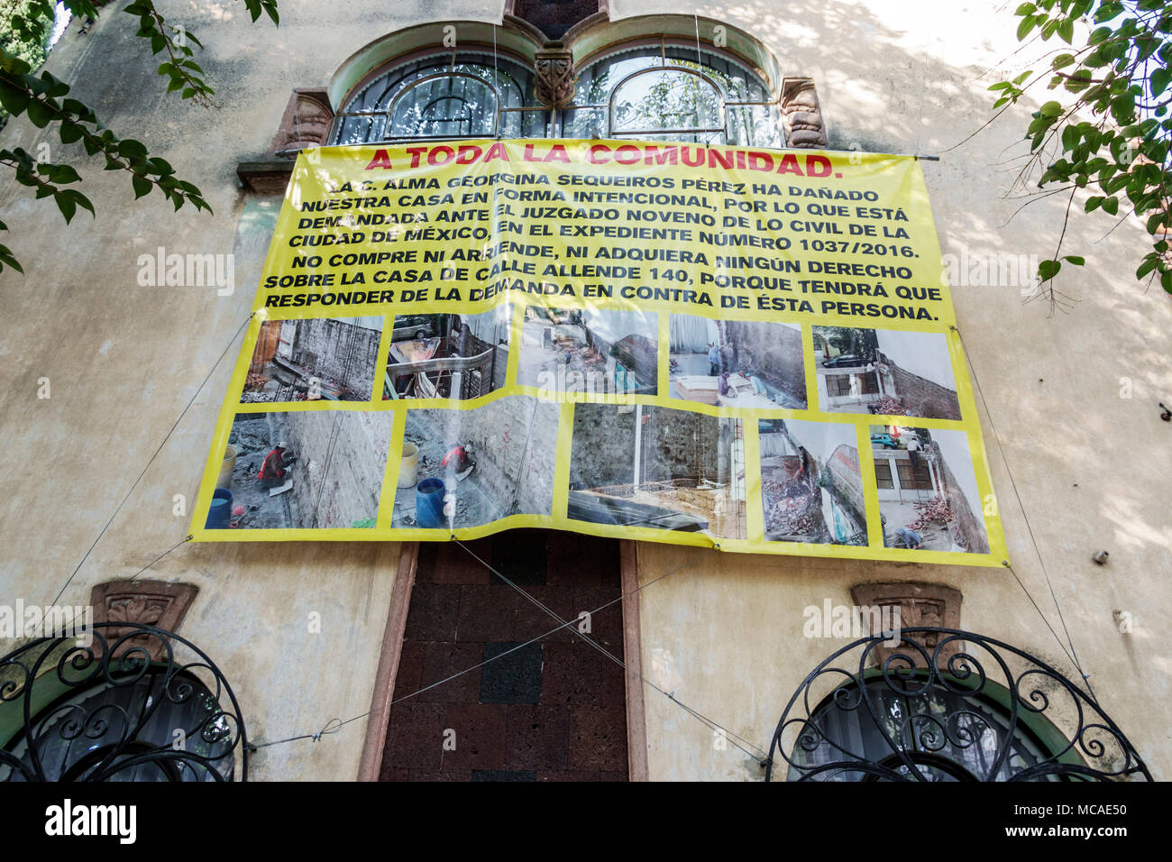 Mexico City,Mexican,Hispanic Latin Latino ethnic,Coyoacan,Del Carmen,sign,public notice,accusation,indictment,expose,warning,legal action not Stock Photo