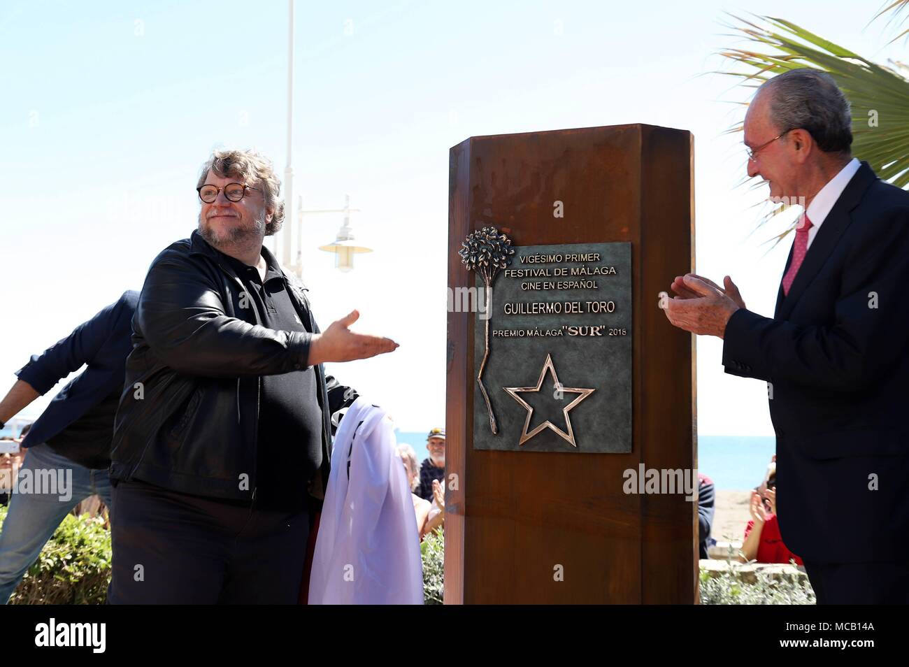 DESCUBRIMIENTO DEL MONOLITO PREMIO MALAGA SUR AL CINEASTA MEJICANO GUILLERMO DEL TORO.      14/04/2018  Guillermo del Toro Premiado en Malaga  CordonPress/EP888  Guillermo del Toro Awarded in Malaga Stock Photo