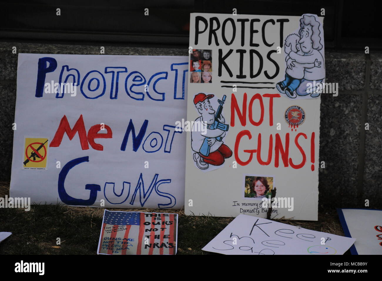 Boston Anti gun March Placards Stock Photo Alamy boston-anti-gun-march-placards-stock-photo-alamy