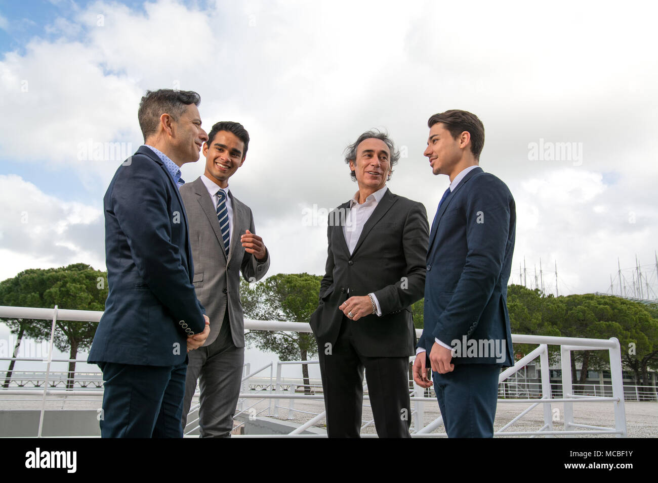 Business man with suit in outdoor ambient Stock Photo - Alamy