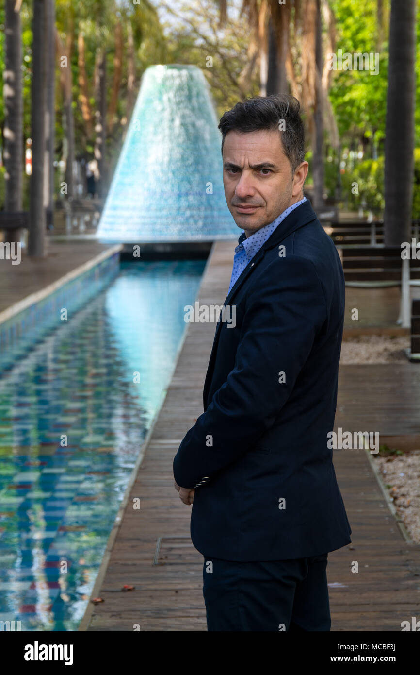 Business man with suit in outdoor ambient Stock Photo - Alamy