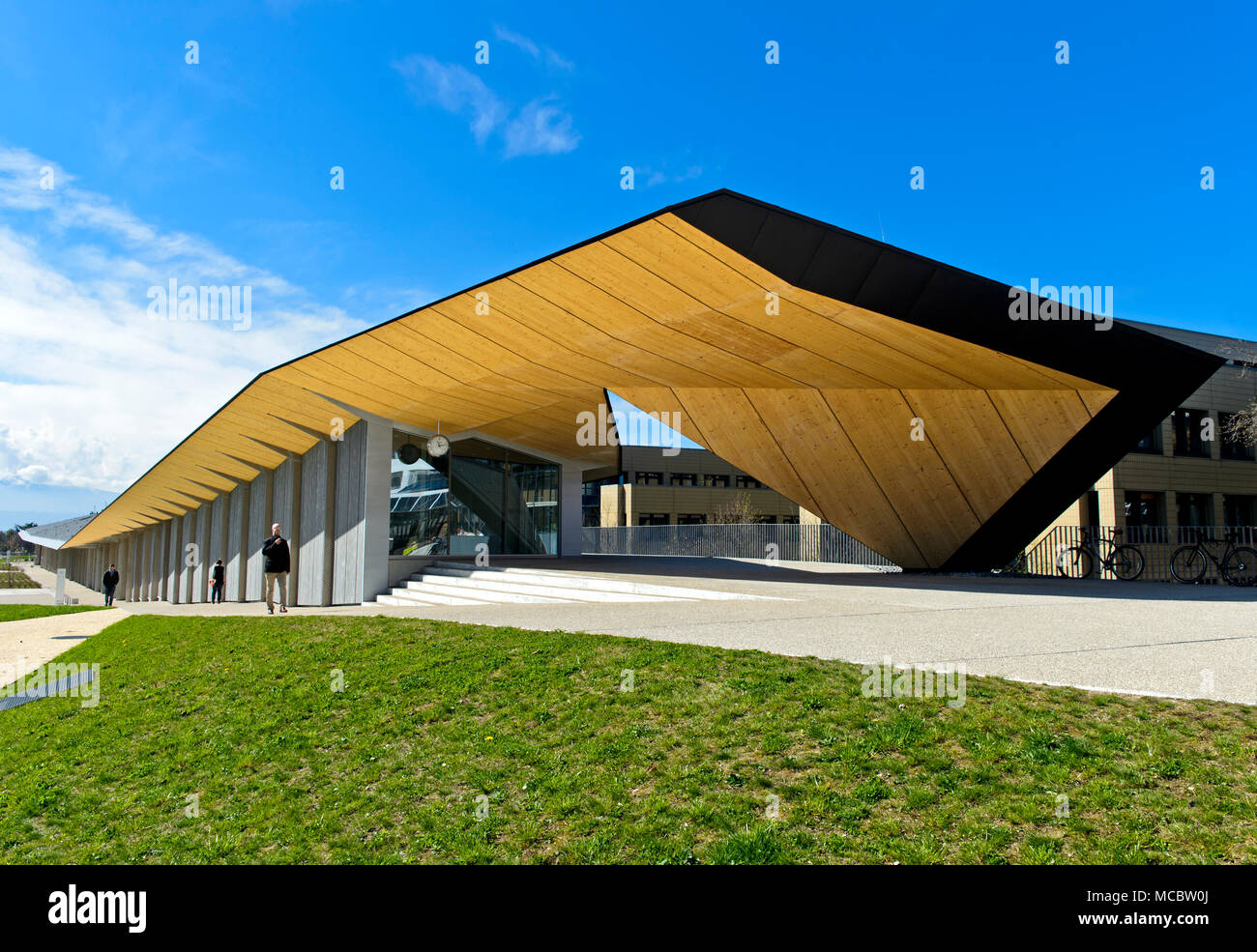 ArtLab Building, architect Kengo Kuma, École polytechnique fédérale de Lausanne, EPFL, Lausanne, Switzerland Stock Photo