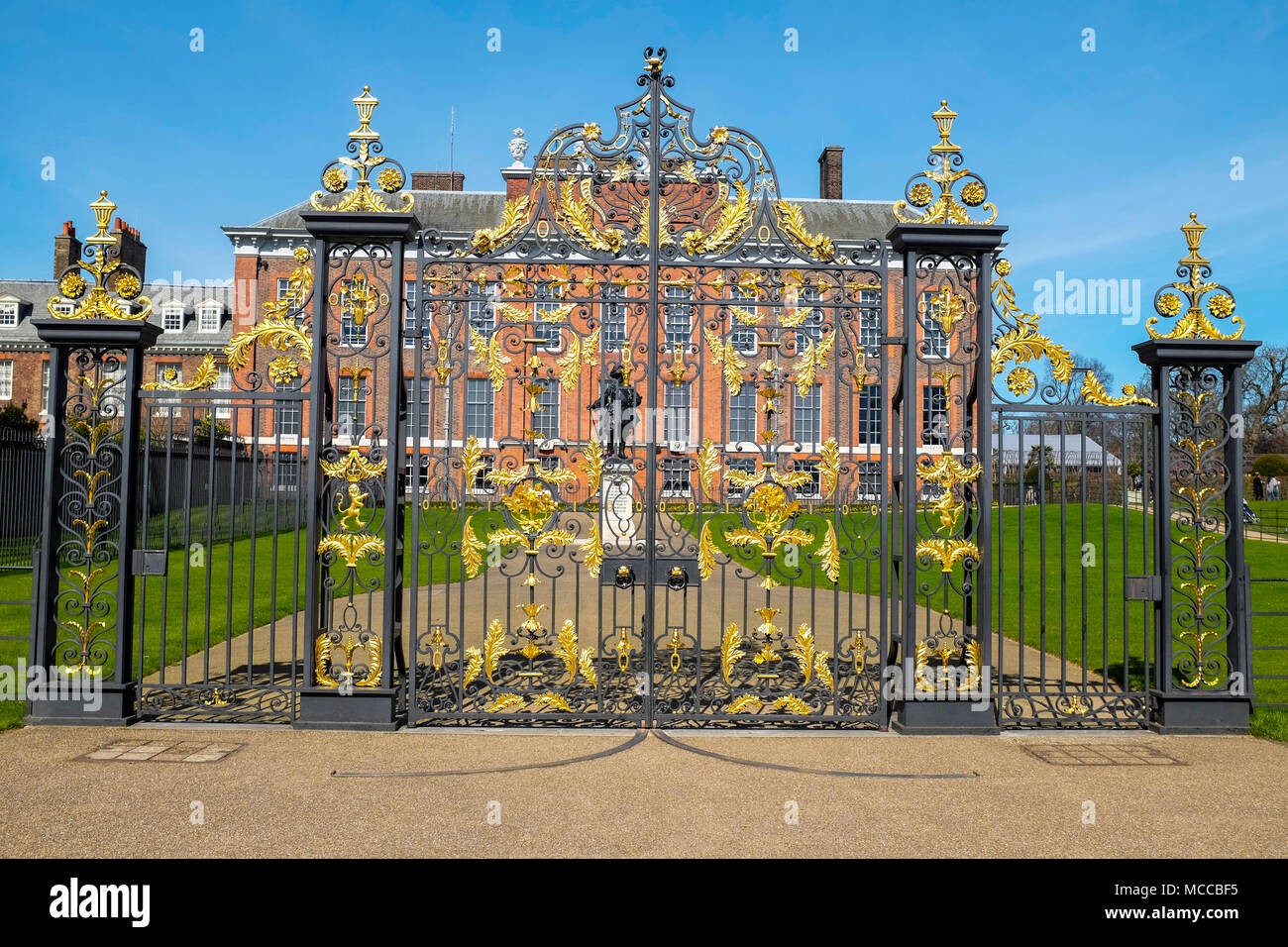 Kensington Palace Gardens Stock Photos & Kensington Palace Gardens