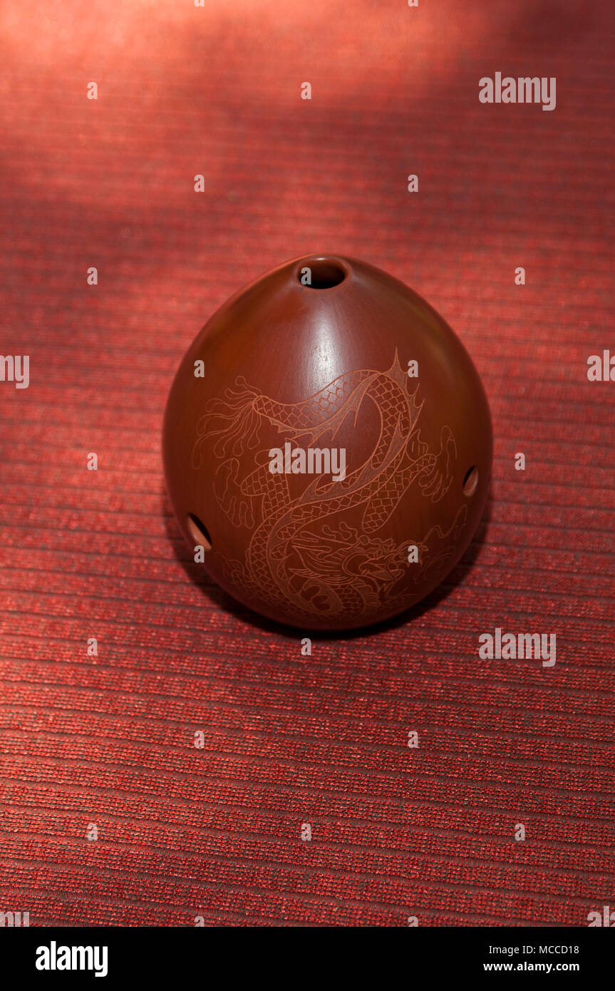 Eagan, Minnesota. Xun. Flute from china.T Stock Photo Alamy