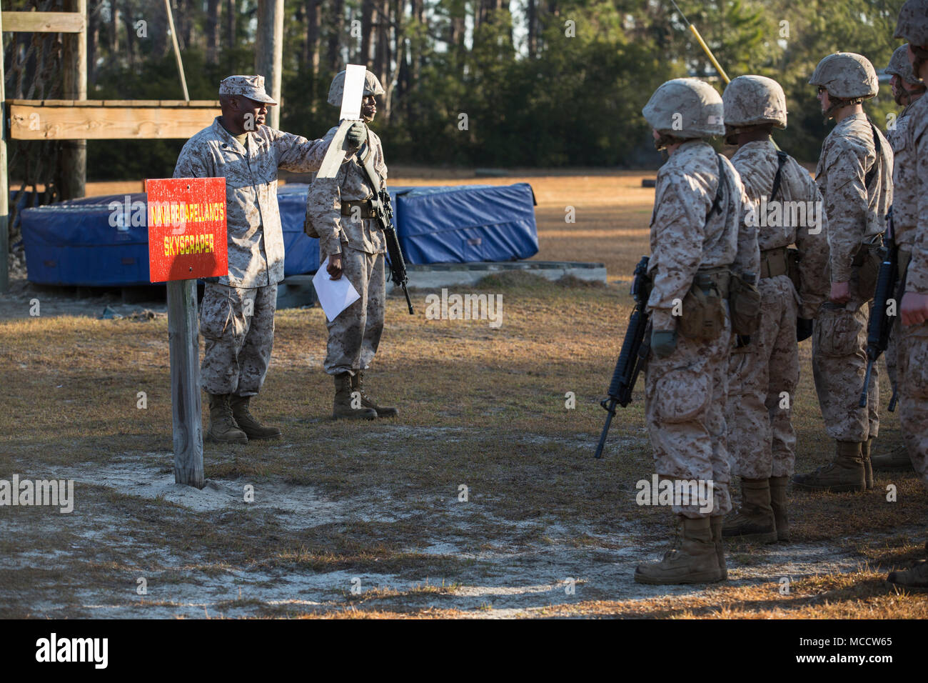 U S Marine Corps Gunnery Sgt Jedadieah Marshall A Drill Instructor With Platoon 3009 Lima Company 3rd