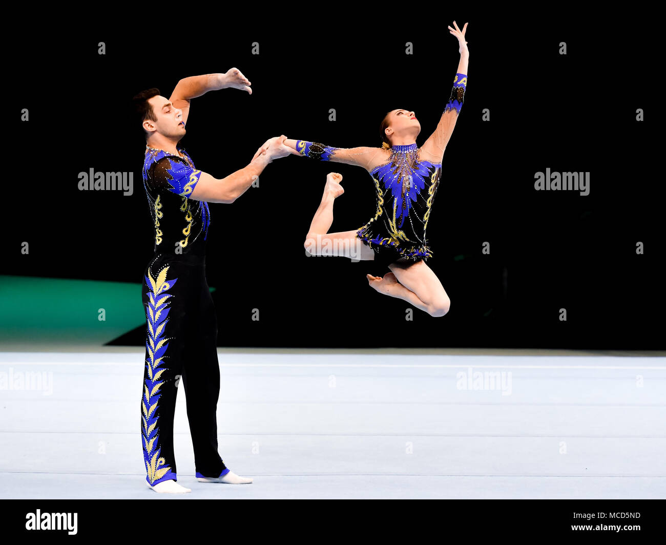 Antwerp, Belgium. 15th April 2018. Artur Bliakou and Volha Melnik (BLR) are competing in Mixed Pair Qualification Combined during the 26th World Championships Acrobatics Gymnastics 2018 at Lotto Arena on Sunday, 15 April 2018. ANTWERP, BELGIUM. Credit: Taka G Wu Credit: Taka Wu/Alamy Live News Stock Photo