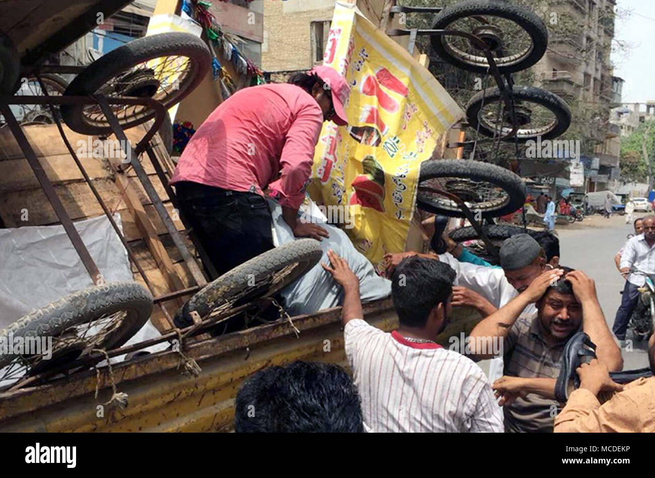 Lighthouse Cycle Market Karachi atelieryuwa.ciao.jp