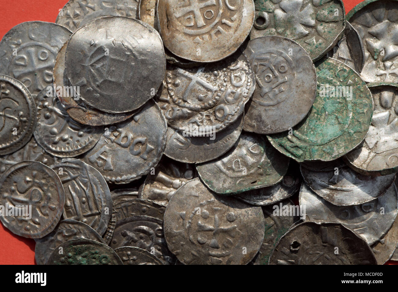 Te voet vijandigheid Optimaal 13 April 2018, Germany, Schaprode: An assortment of Saxon, Ottonian, Danish  and Byzantine coins, some of which were apparently used as pendants  (perforated with a hole) on a table. Archaeologists have discovered
