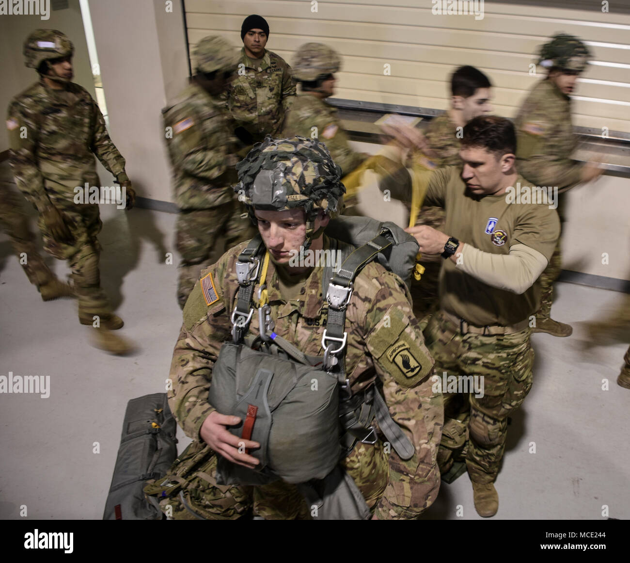 Static Line Jumpmaster Command Screening Checklist A jumpmaster checks the static line of an 173rd Airborne Brigade ...