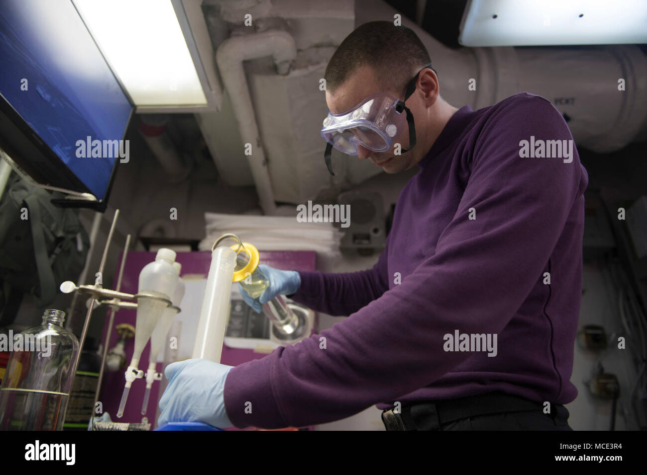 180228-N-EV253-124 ATLANTIC OCEAN (Feb. 28, 2018) Aviation Boatswain's ...