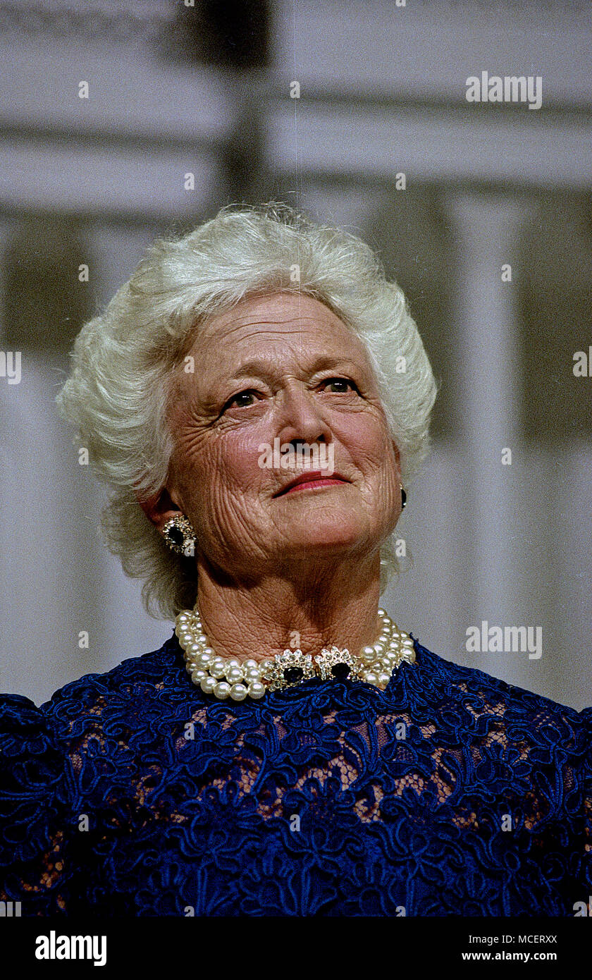 barbara bush blue dress Washington, DC., USA, June 13, 1991 First Lady attends the annual President's Dinner in Washington DC Stock Photo and candor as both retro gift Monster High Draculaura Scary Color:Basil