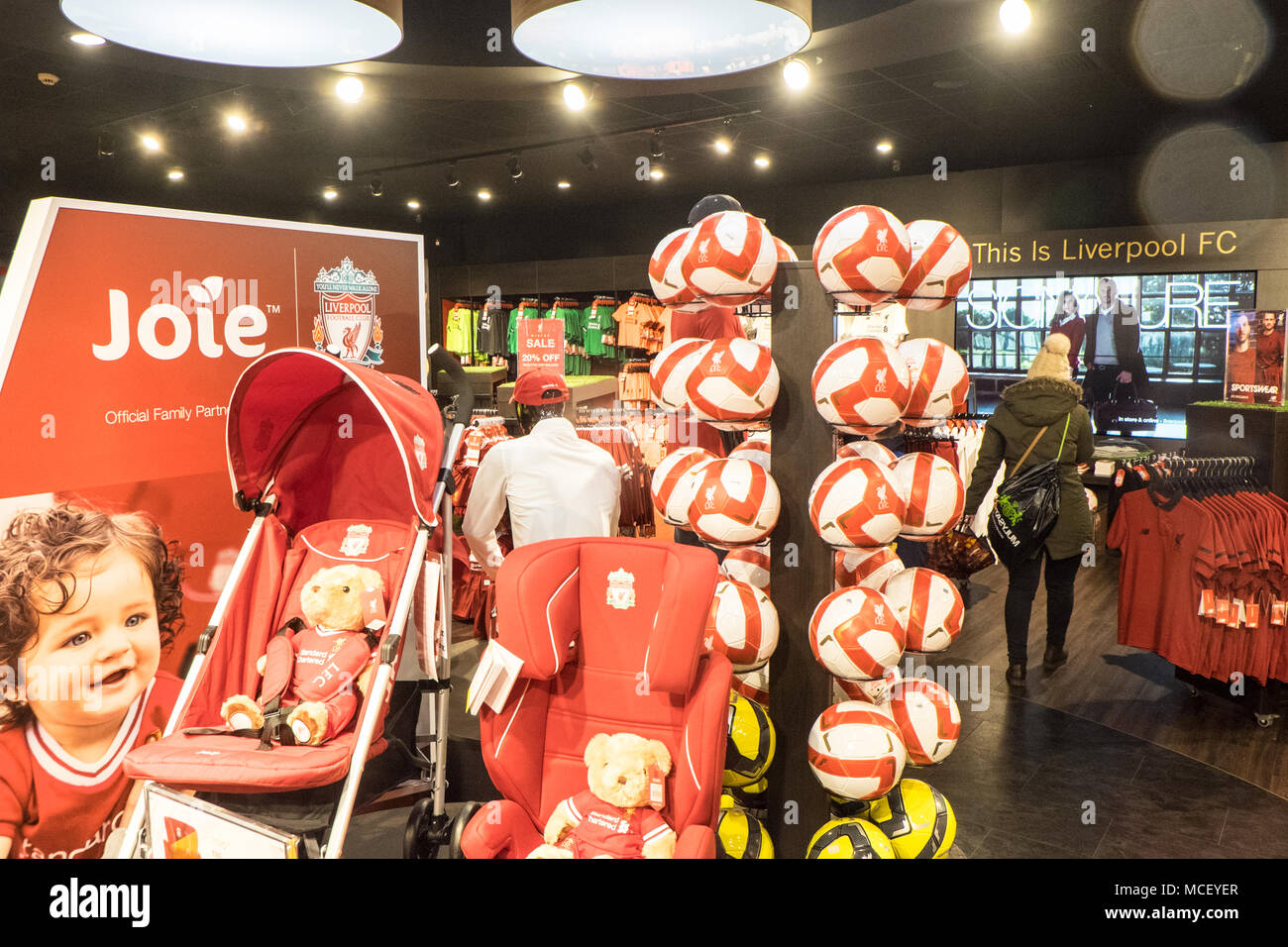Liverpool Football Club Lfc Official Premiership Club Shop Store Retail Shopping Outlet Kit Williamson Square Liverpool Merseyside England Uk U K Stock Photo Alamy