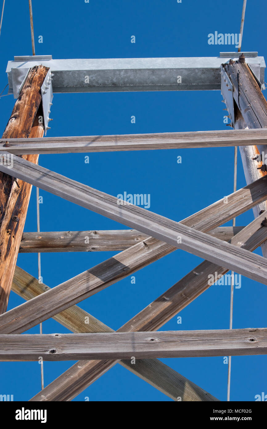 Cross bracing hires stock photography and images Alamy