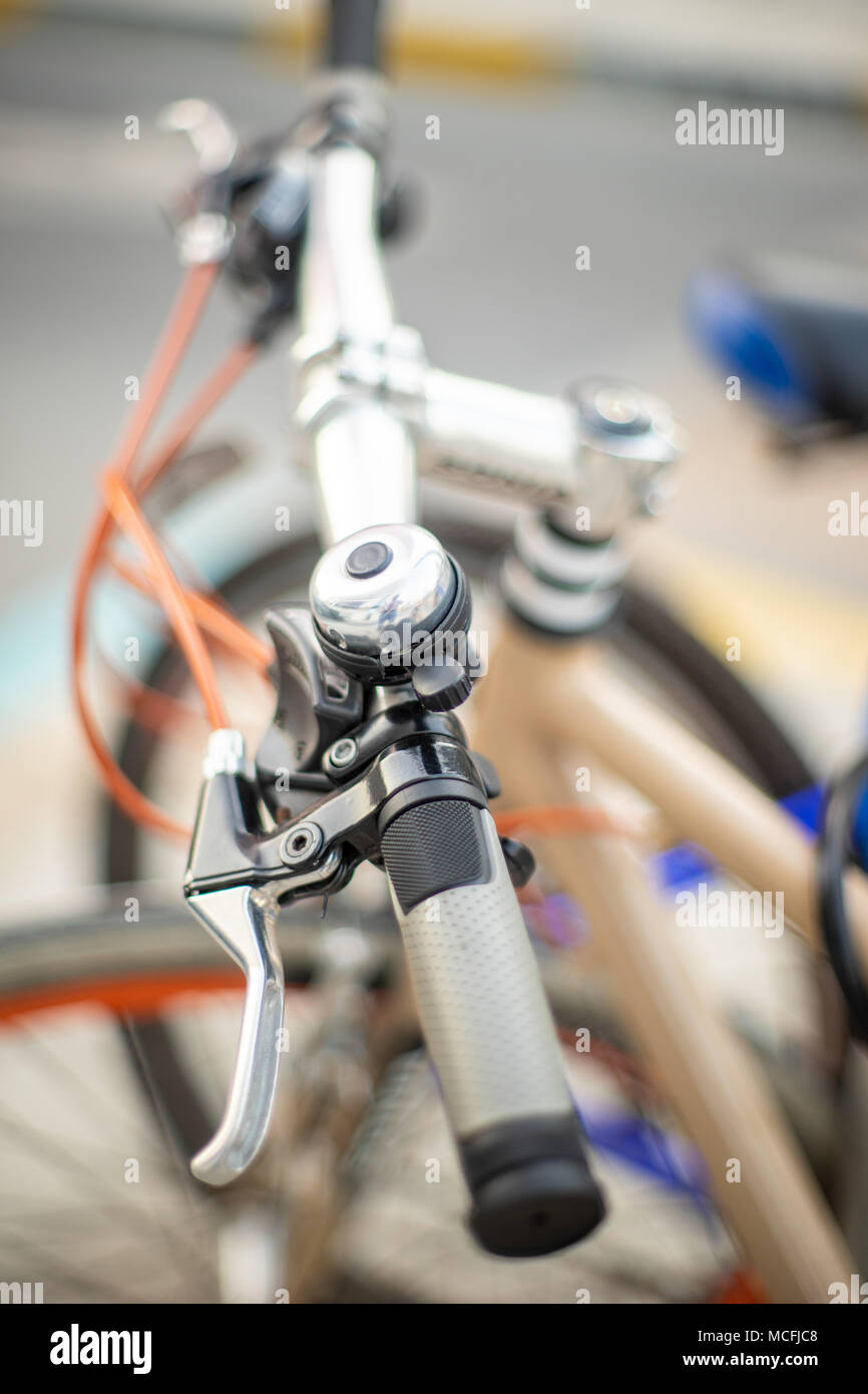 Cycle handle hi res stock photography and images Alamy