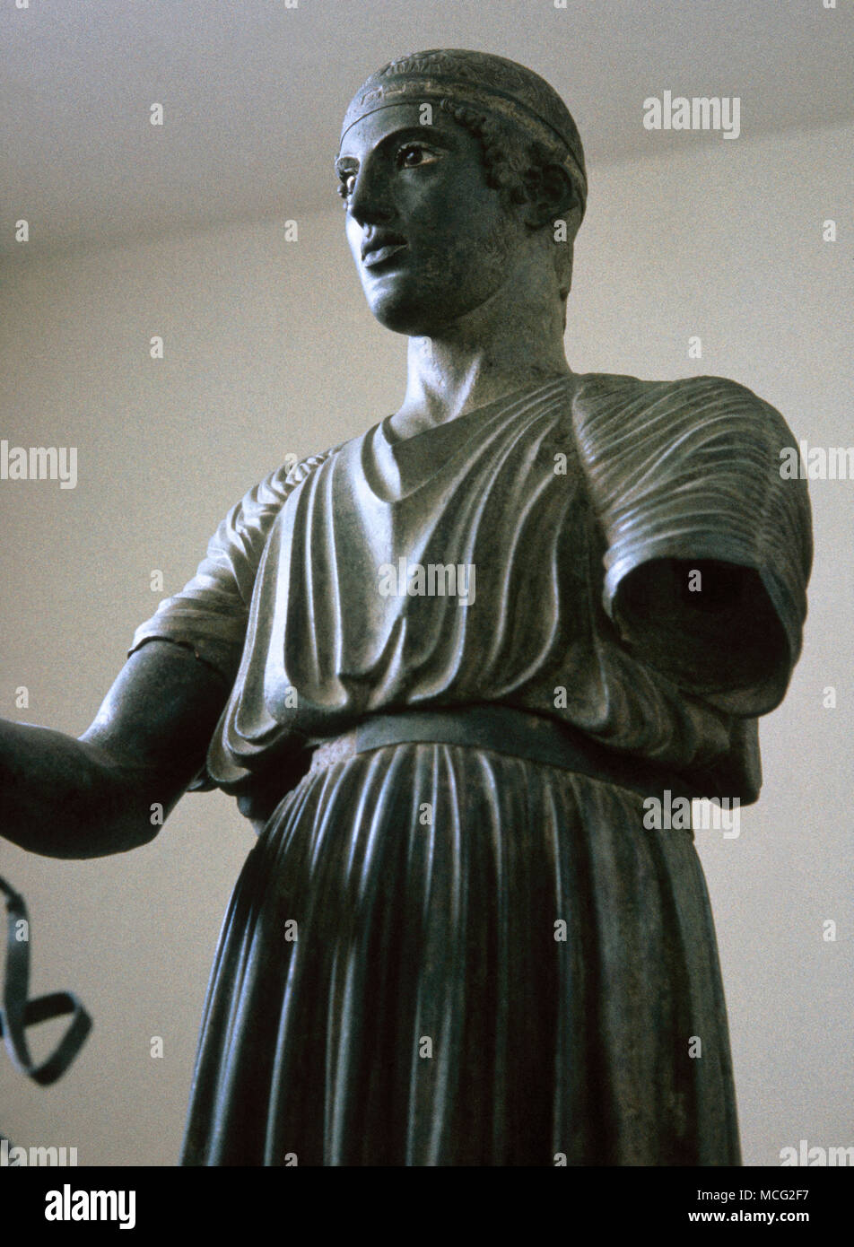 Ancient Greece. Charioteer of Delphi, detail. Cast in bronze sculpture, 470 BC. Driver of the chariot race, found at the Sanctuary of Apollo in Delphi. Archaelogical Museum, Delphi, Greece. Stock Photo