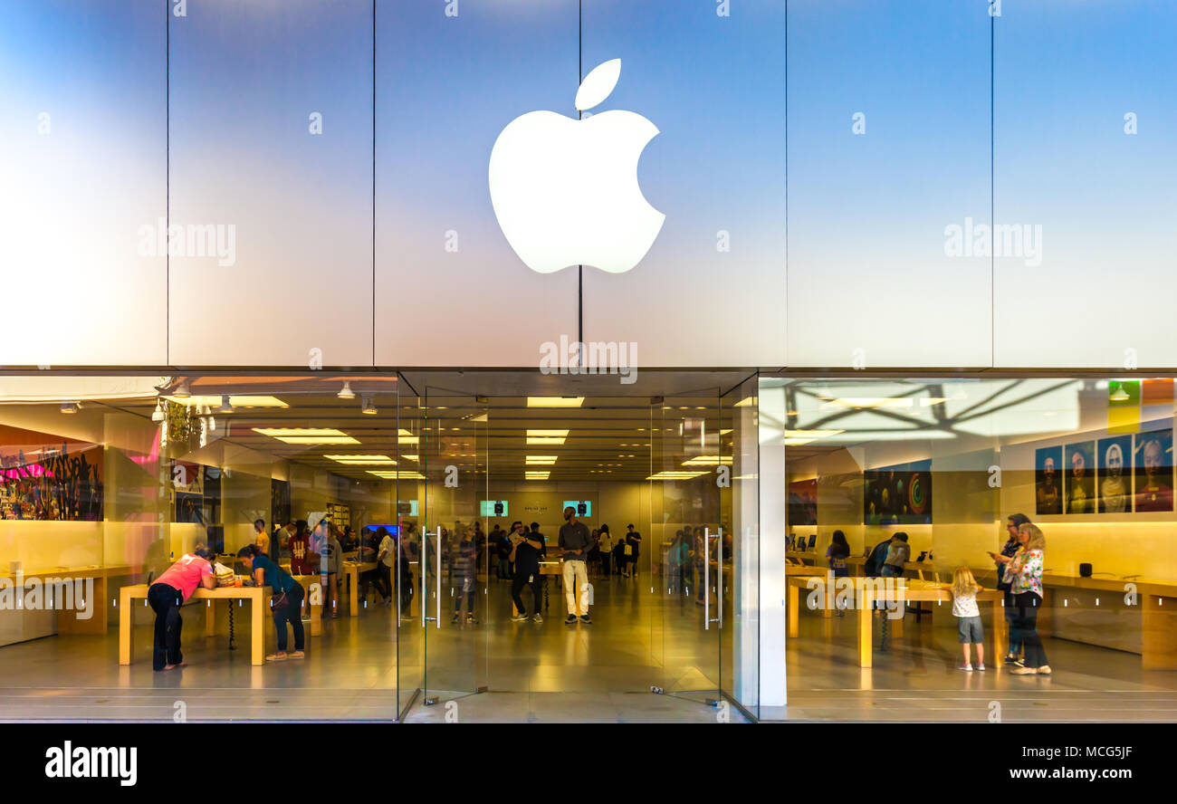 SAN ANTONIO, TEXAS - APRIL 12, 2018 - Entrance of Apple store located at La Cantera Mall with people shopping. Stock Photo