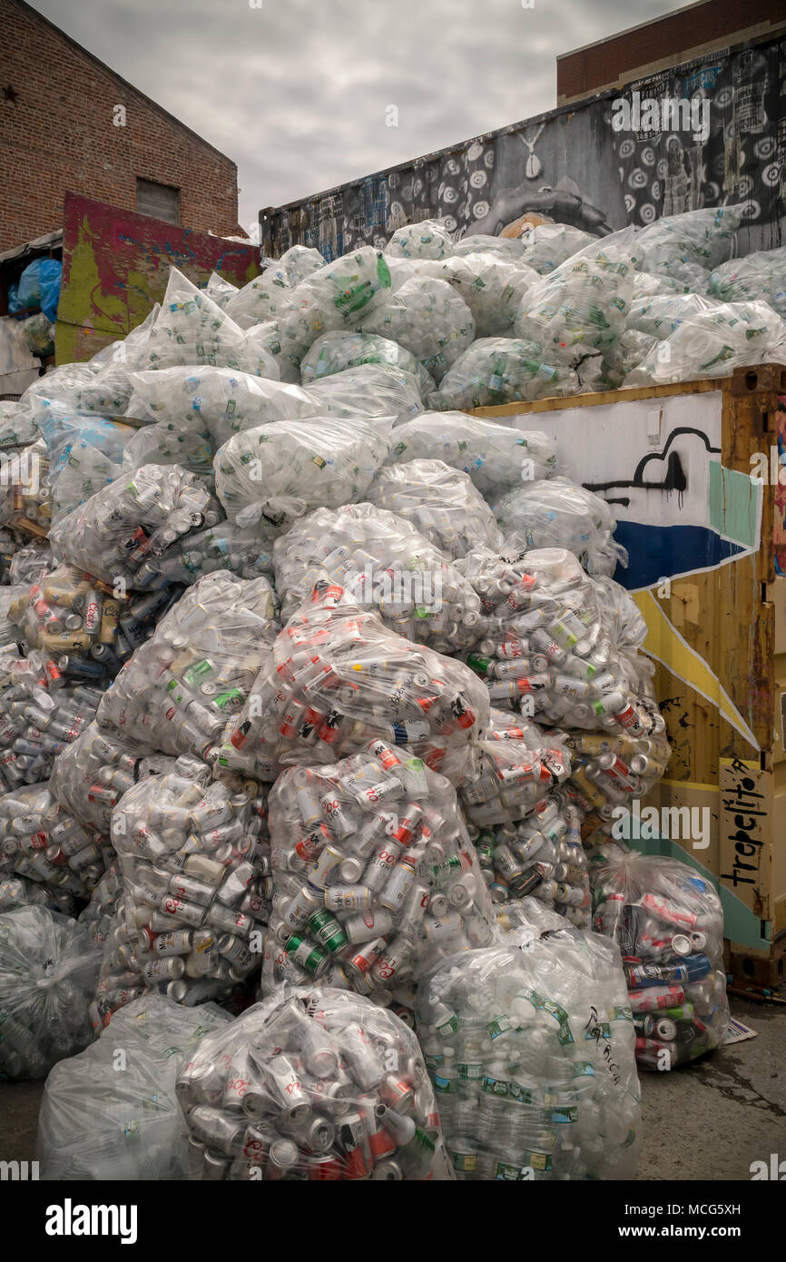 Bags aluminum cans in trash hires stock photography and images Alamy