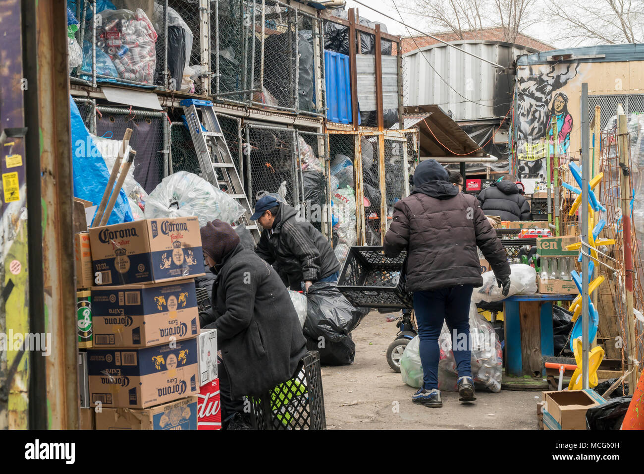 Cans bottles redemption center hires stock photography and images Alamy