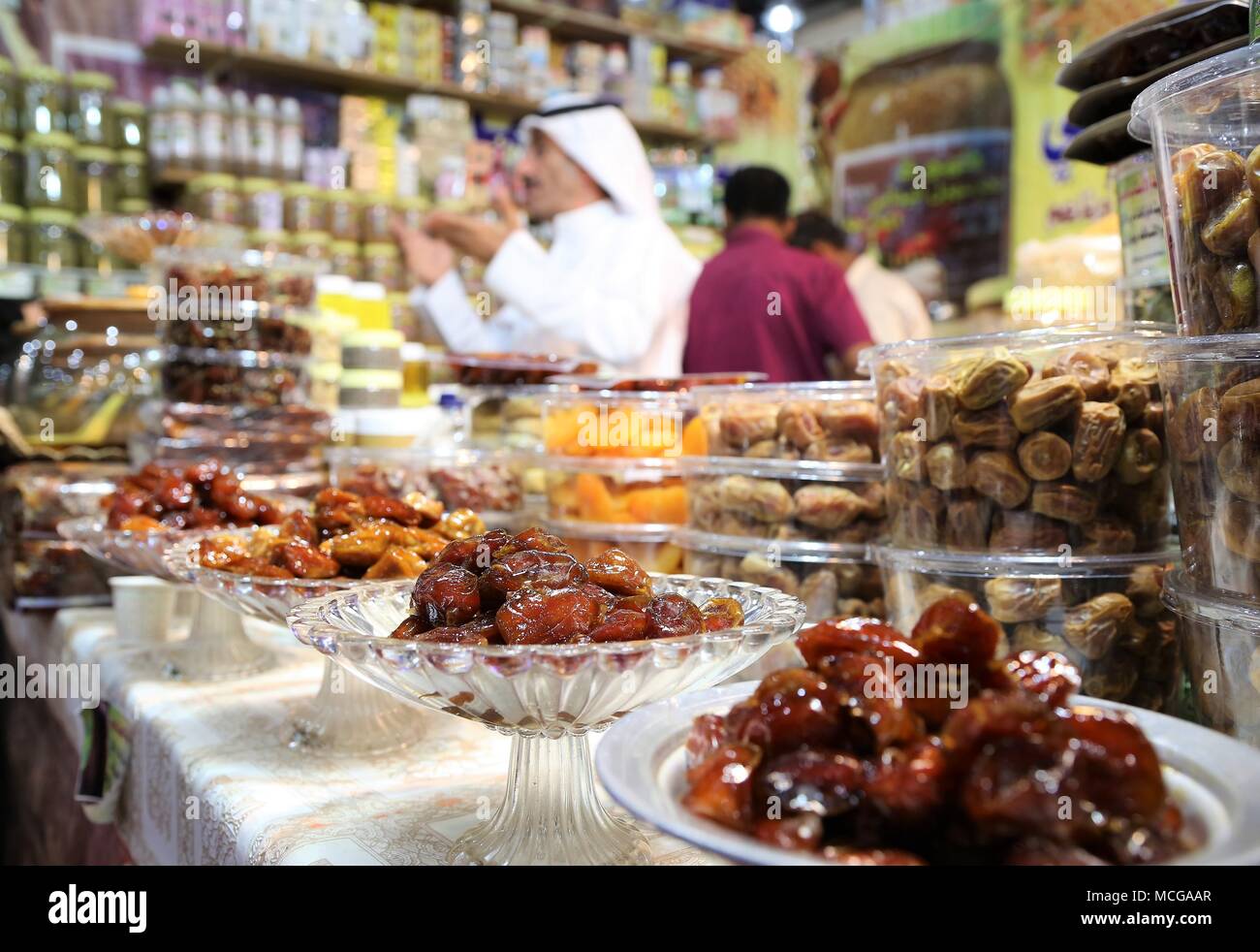 Kuwait City. 16th Apr, 2018. Photo taken on April 16, 2018 shows dates