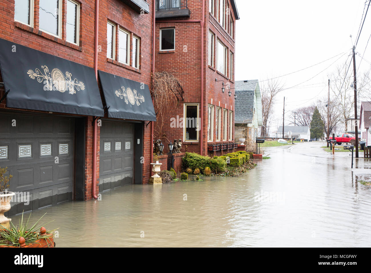 LUNA PIER MICHIGAN, April 15, 2018 More than 200 Luna Pier residents