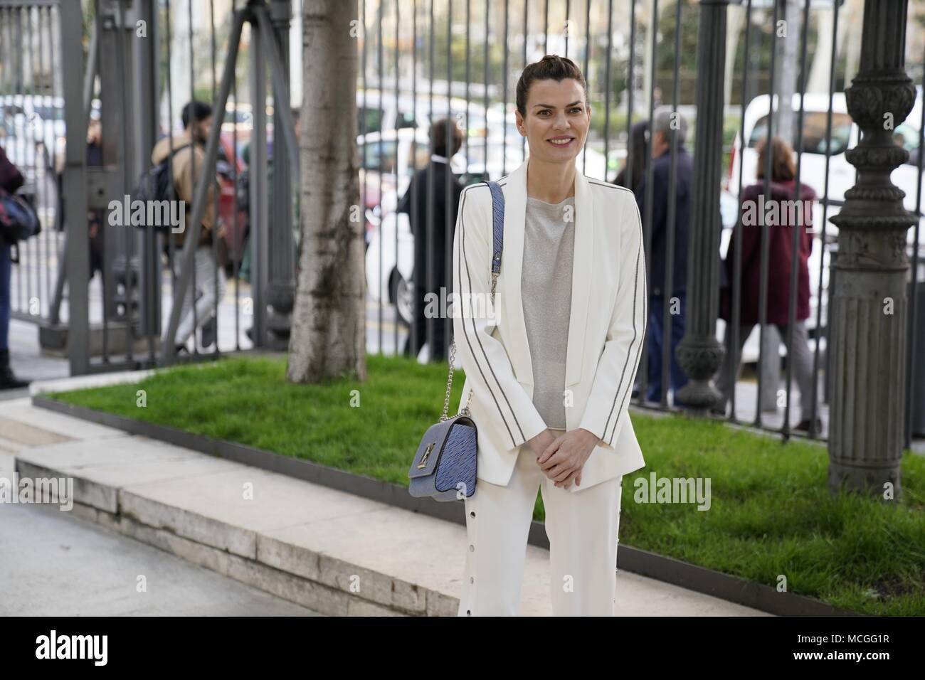 A Walk Around Louis Vuitton Time Capsule Exhibit, Los Angeles
